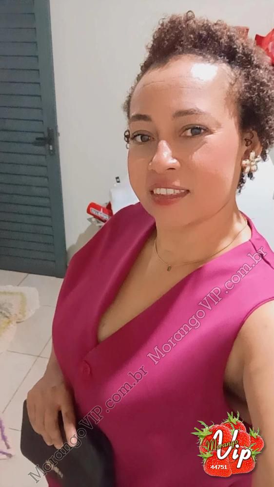 Acompanhantes em  - 